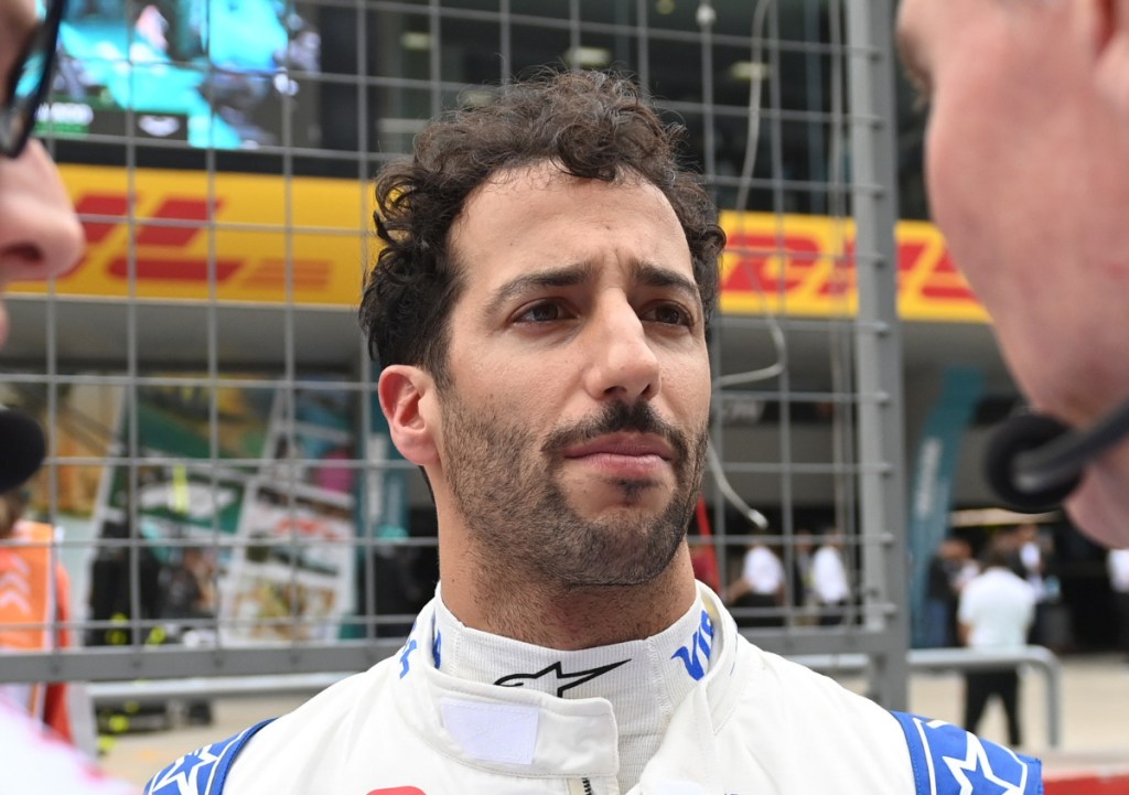 Ricciardo's Defiant Spirit Shines Through Despite Qualifying Setback