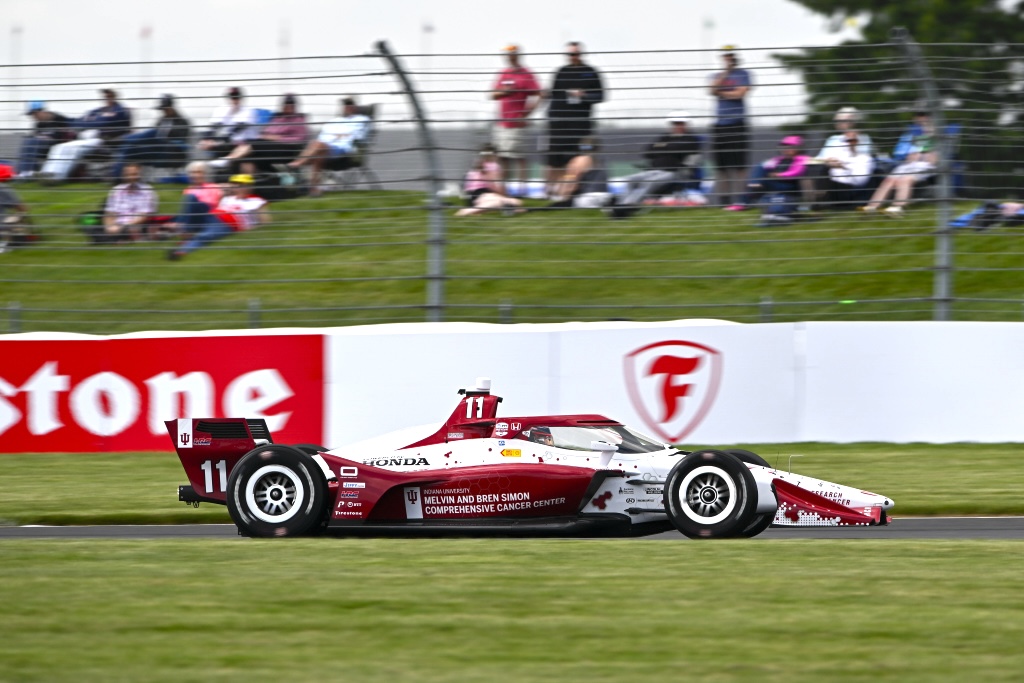 Armstrong Dominates Indy GP Warm-Up with Stellar Performance