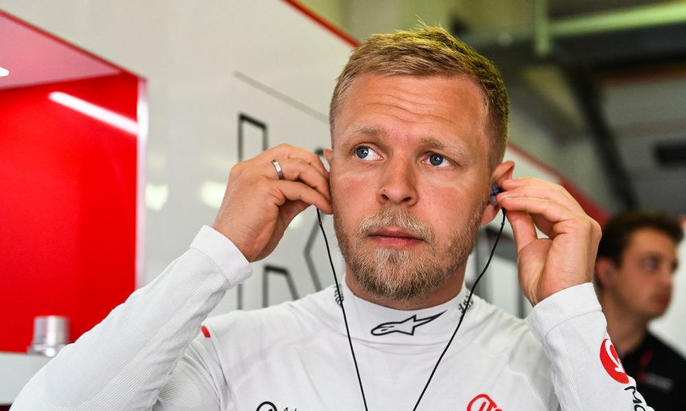 Komatsu Provides Insight on Magnussen's Battle for a Bright Future with Haas