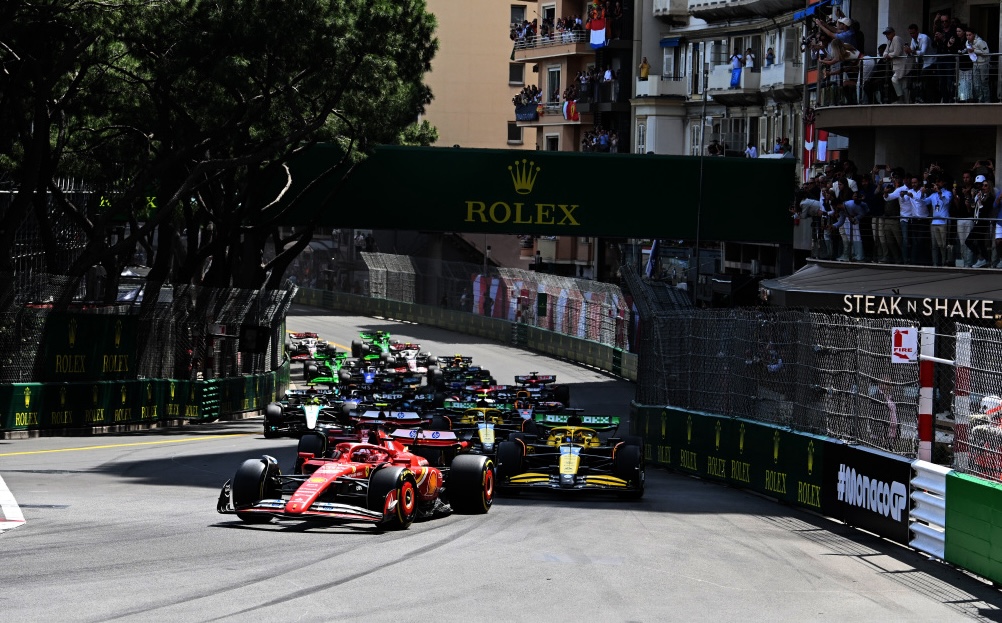 Capturing the Roar of the Crowd: Live Audience Recording at the Monaco Grand Prix