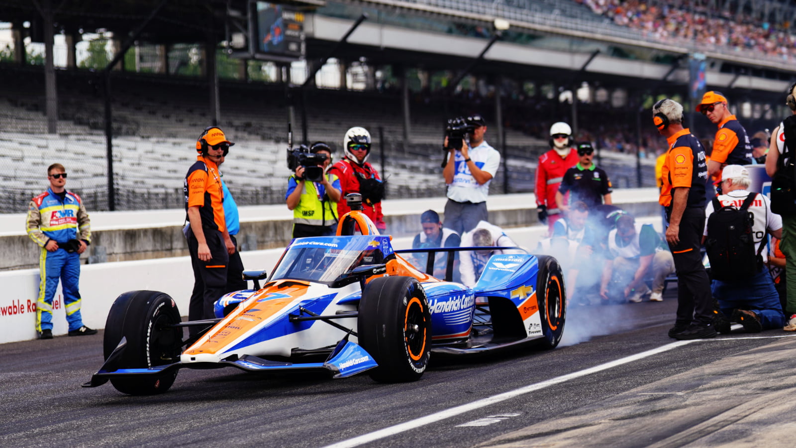 High Stakes and Heartbreak: VeeKay's Crash and McLaren's Struggle Rock Indy 500 Qualifying