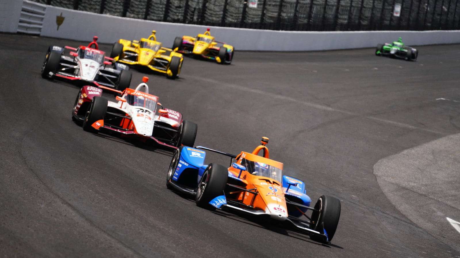 Dixon Dominates Carb Day: Ready to Race for Victory in Indy 500