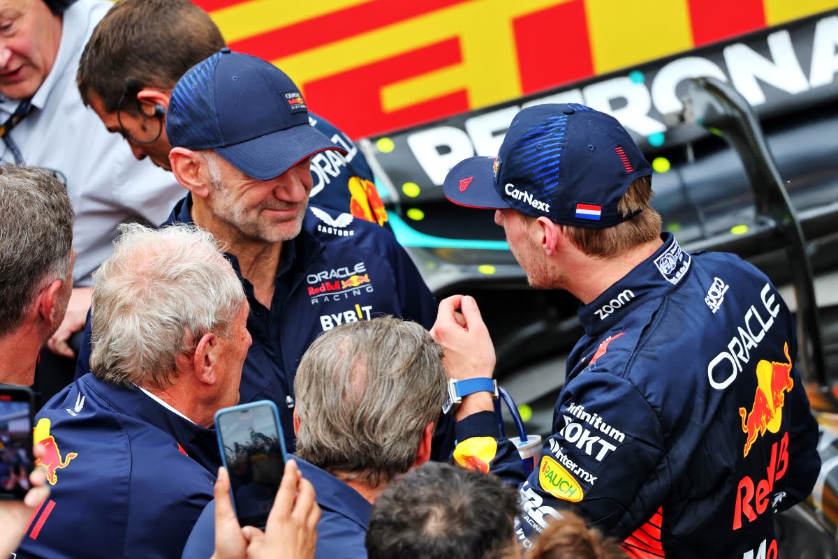 Verstappen Defends Red Bull's Decision on Newey's F1 Gardening Leave