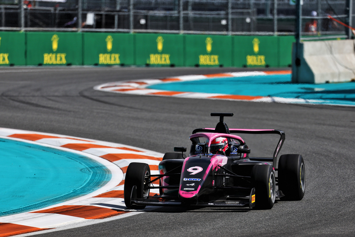 Seal Makes a Splash: Dominates F1 Academy Qualifying in Miami with Double Pole Positions