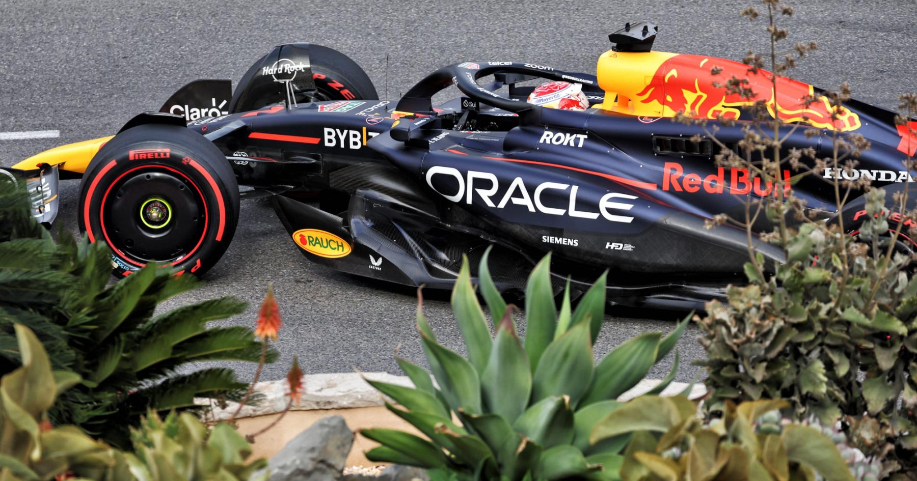 Verstappen's shock verdict as Red Bull re-signs key technical figure - RacingNews365 Review