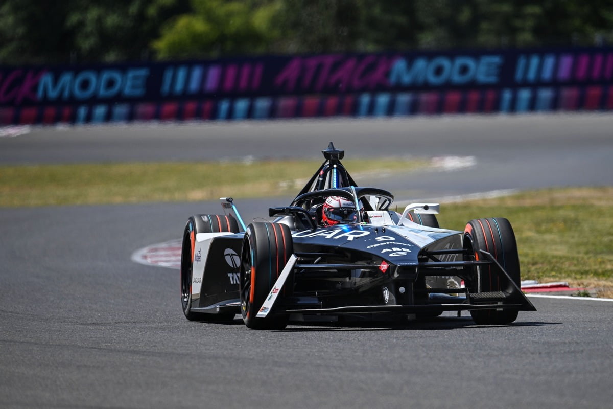 Jaguar Dominance: Evans Leads the Way in Portland E-Prix Practice 3