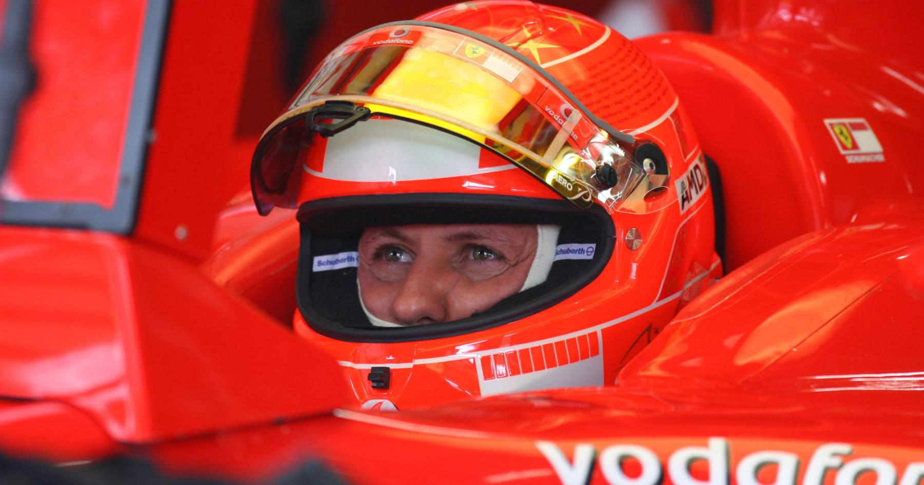 Two men arrested after blackmailing Schumacher family - report