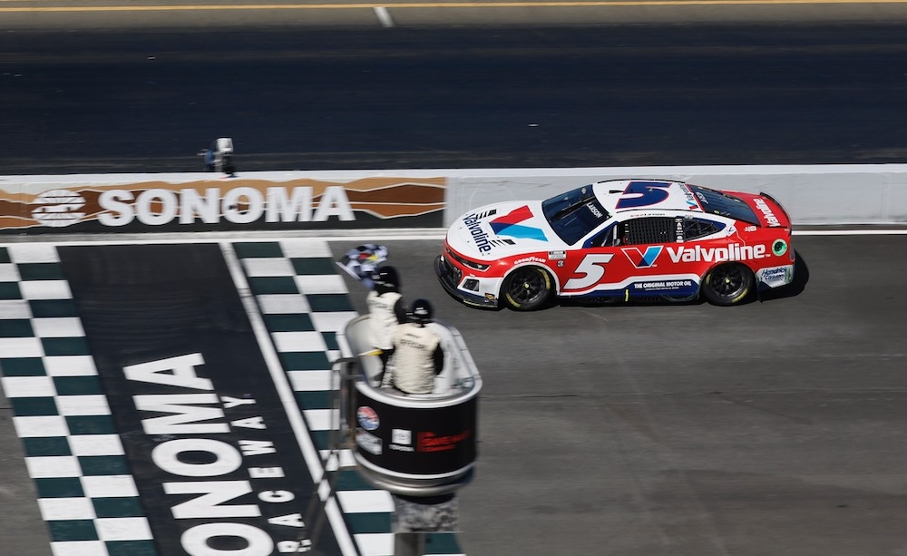 Larson Outsmarts Competition for Victory in Sonoma