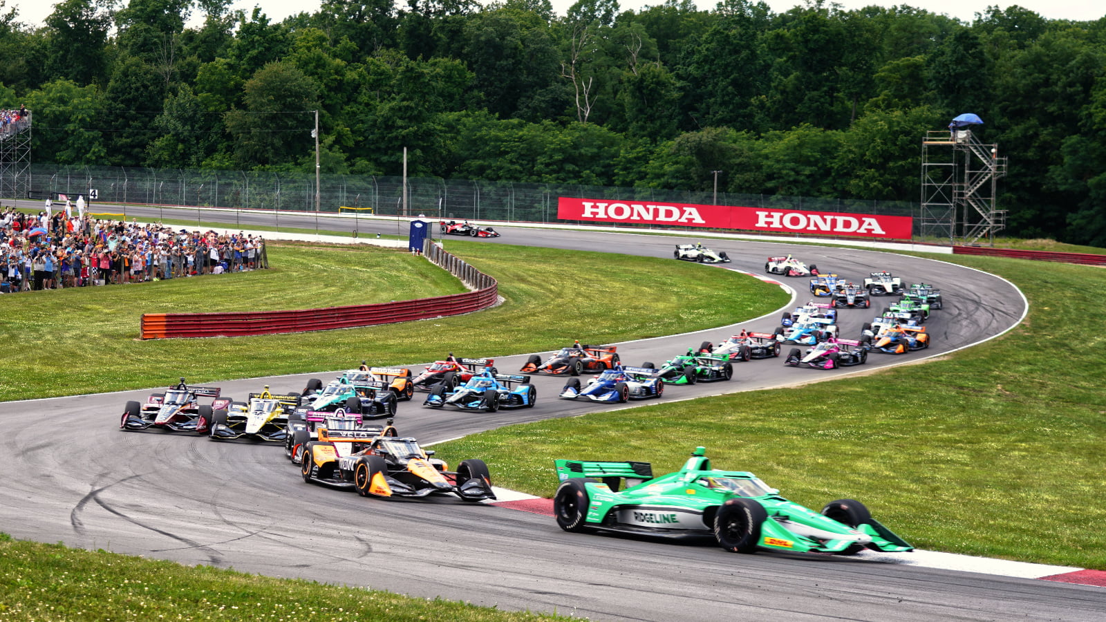 Thrilling Action and Surprising Outcomes: IndyCar Shines at Mid-Ohio Race