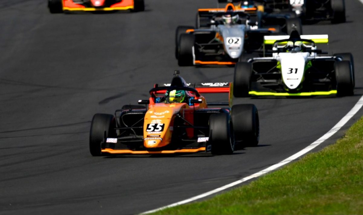 Ambiado, Woods-Toth finish FR Americas weekend strong at NJMP