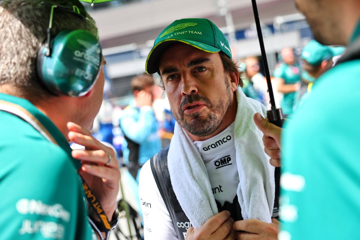 Alonso's Bold Move: Snubbing Mercedes' 2025 F1 Interest Confirmed by Wolff