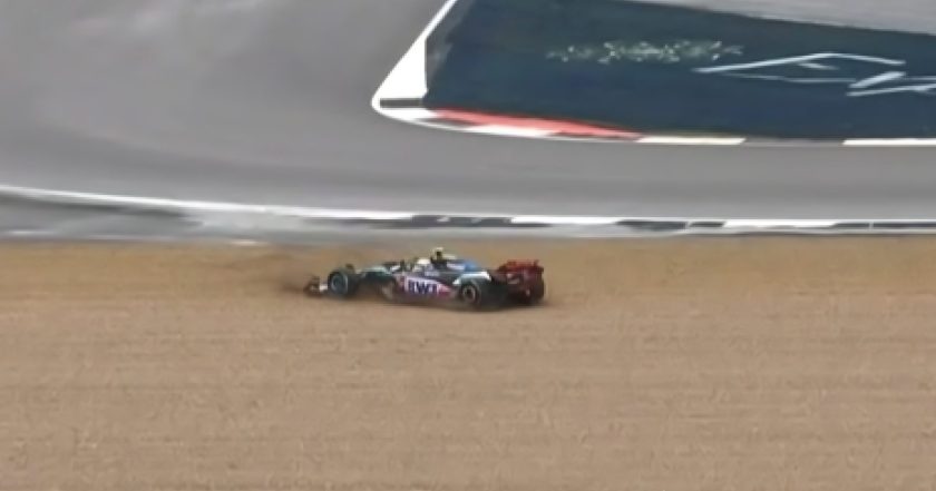 Gasly causes FP3 red flag at slippy Silverstone