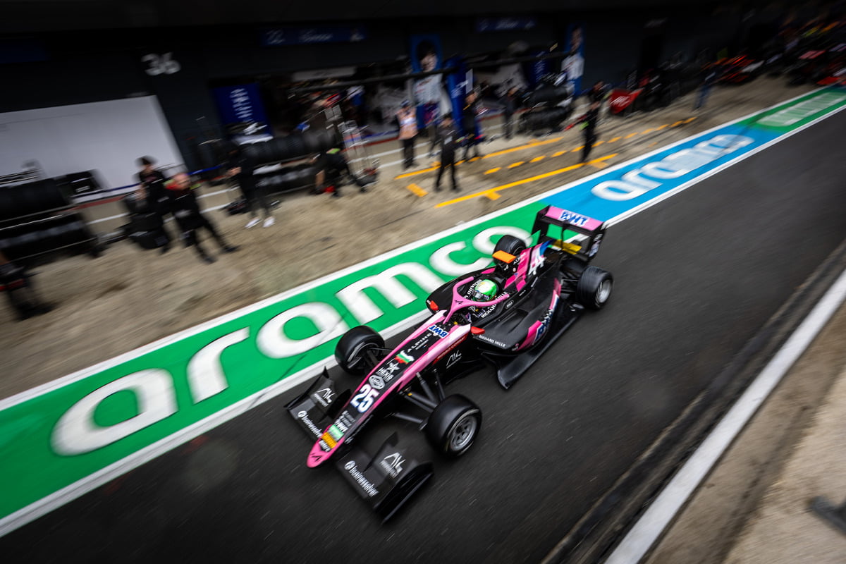 Soggy Setback: F3 Sprint at Silverstone Dampened by Rain Delay