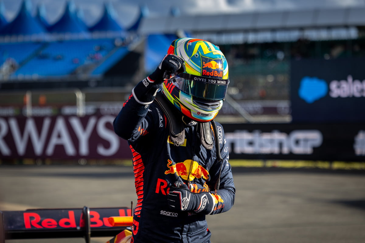 Victory at Silverstone: Lindblad's Thrilling Triumph in F3 Feature Race