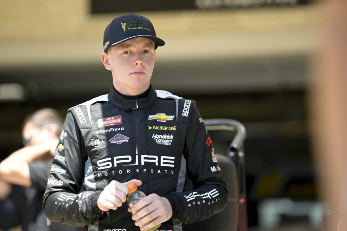 JR Motorsports tabs Zilisch for 2025 Xfinity Series