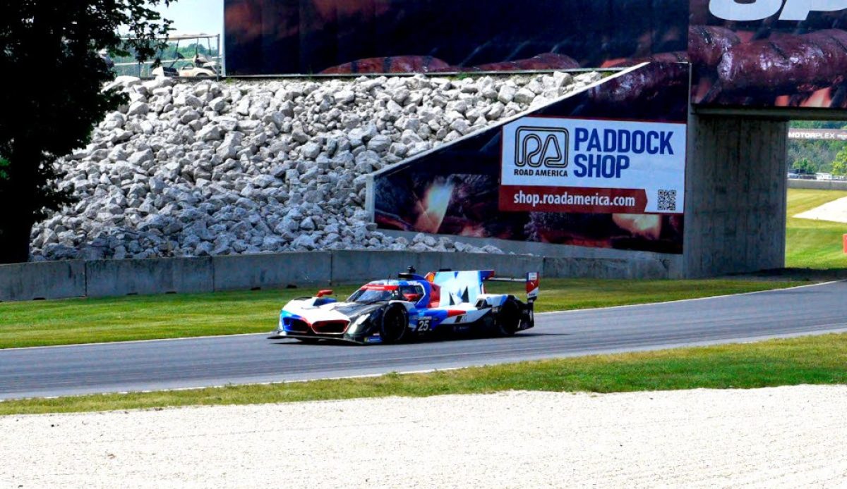 De Phillippi puts BMW ahead in second Road America practice