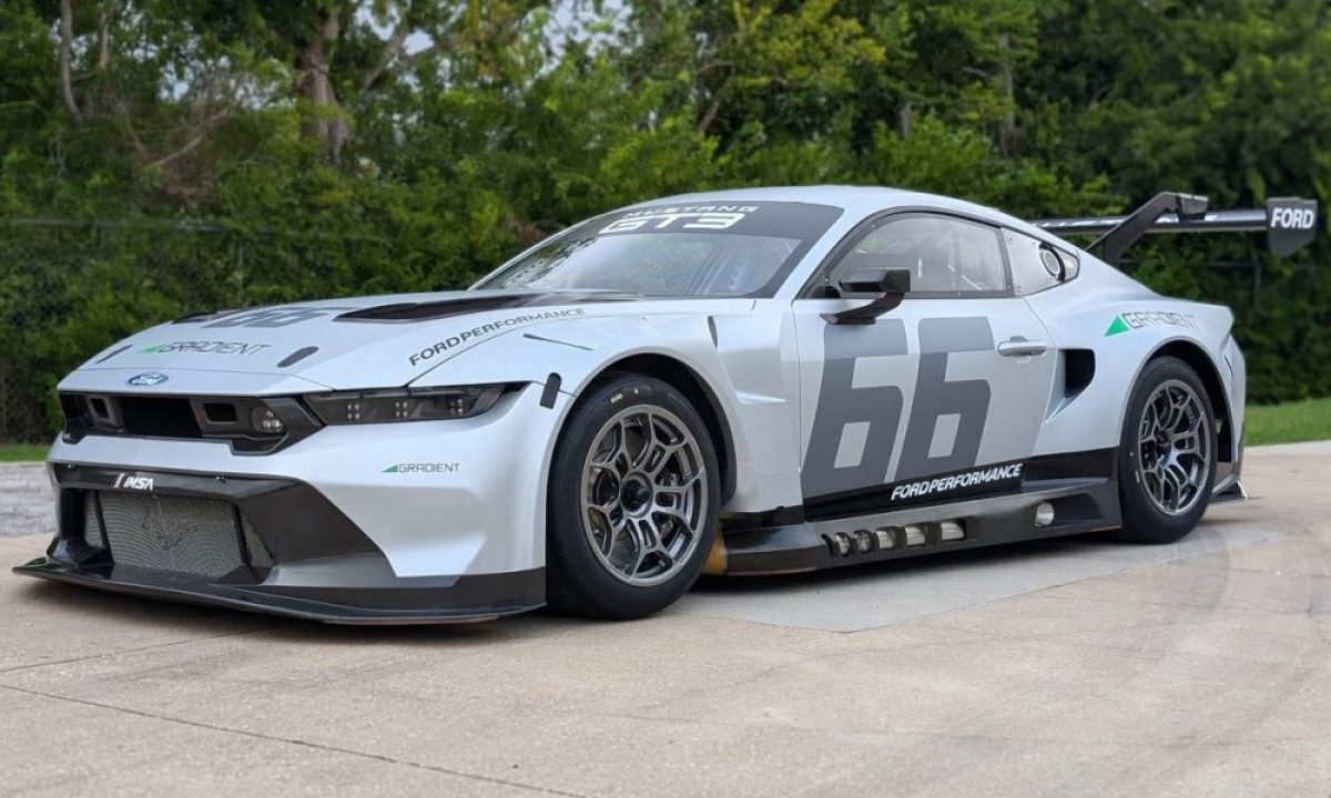 Gradient Racing makes Mustang switch for IMSA GTD in 2025