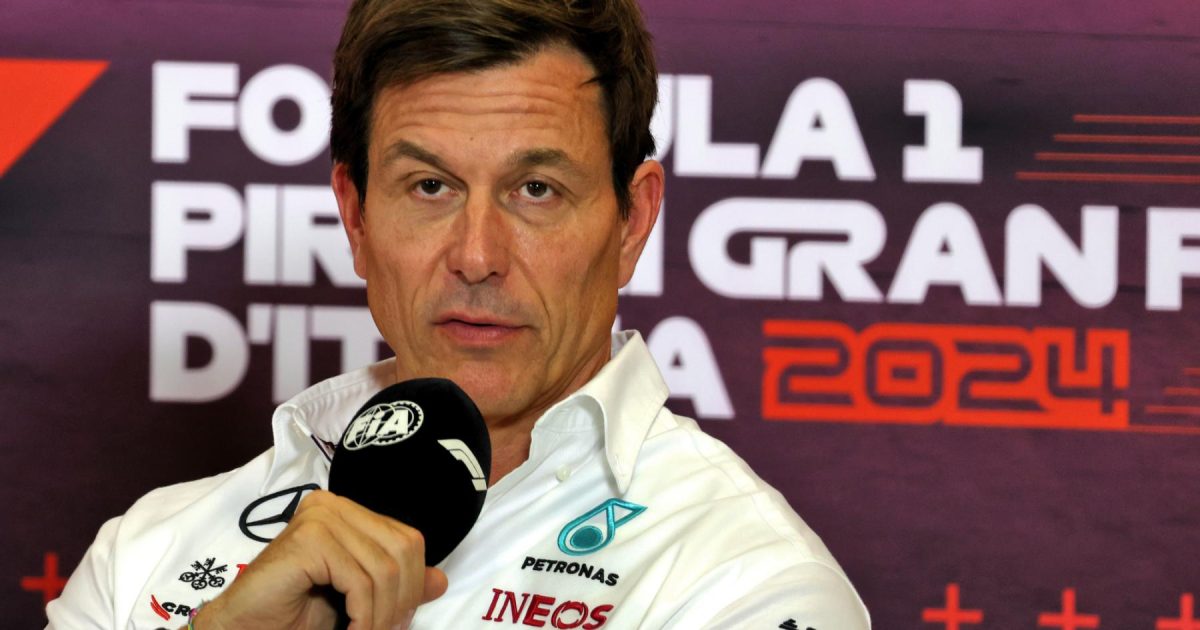 Wolff refuses to rule out future 'flirting' with Verstappen