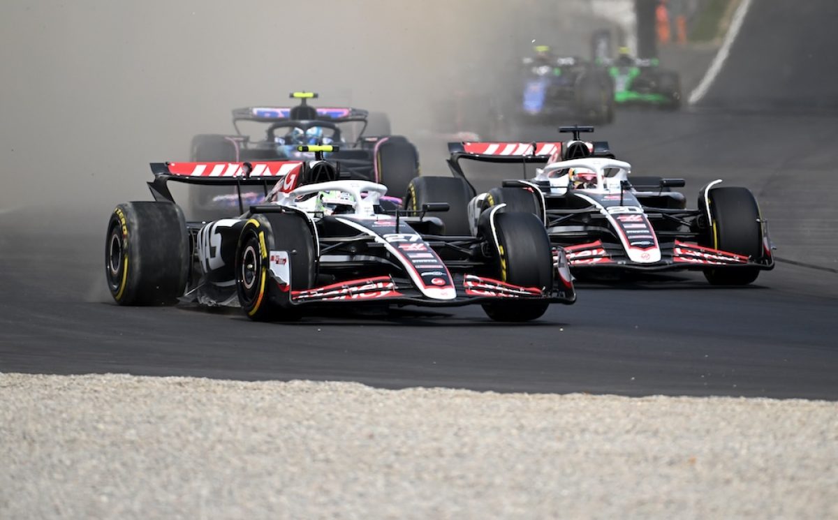 Revving up for Change: F1 Drivers Advocate for Penalty Points Overhaul Following Magnussen Ban