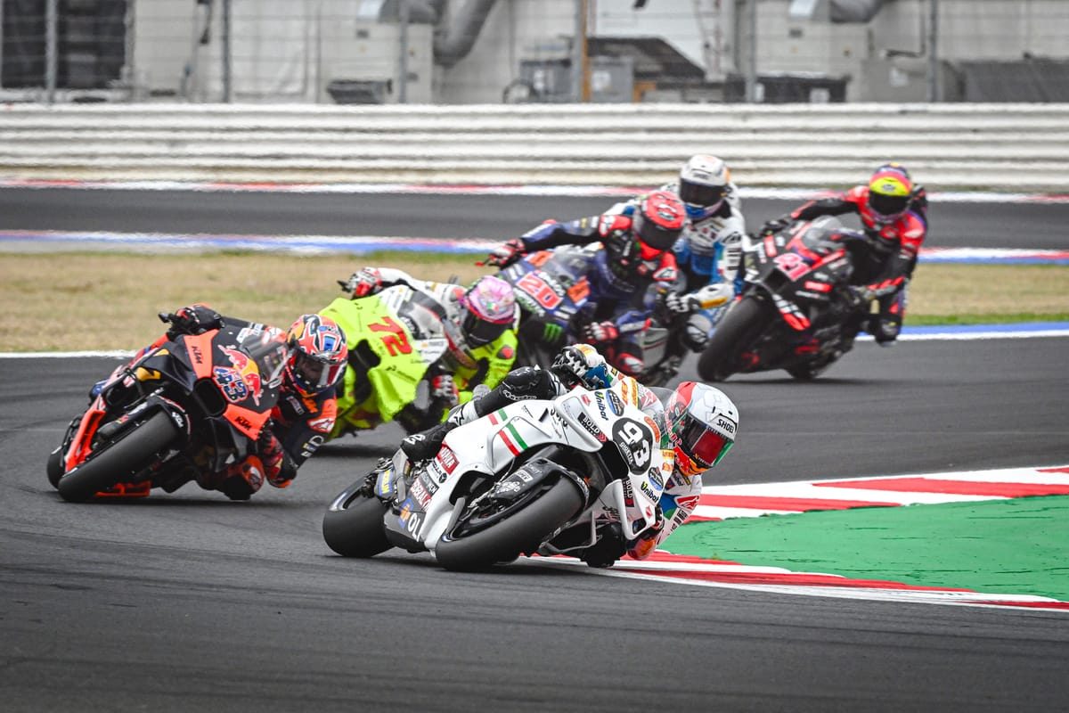 Marquez wins again as Martin makes disastrous gamble