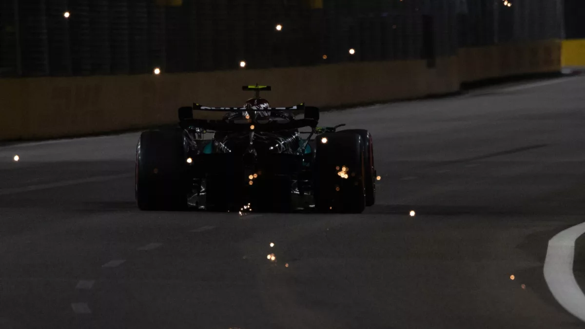 Lewis Hamilton explains ‘night and day’ Mercedes change after F1 Singapore GP qualifying