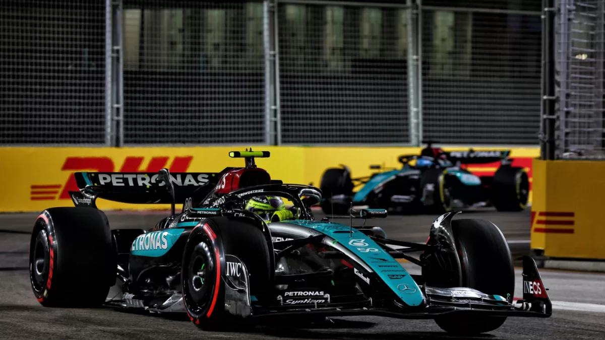 Mercedes admit to F1 strategy blunder with Lewis Hamilton in Singapore GP