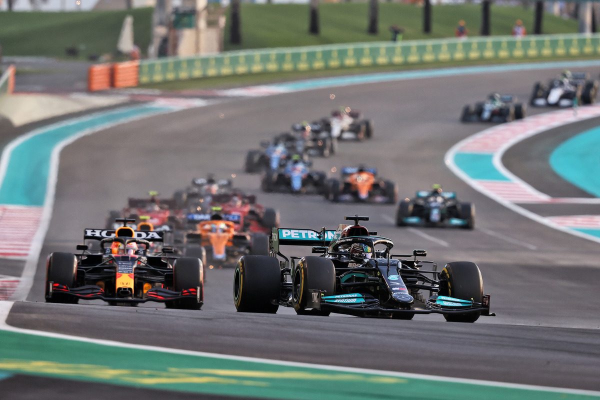 The Strategic Mastery of Newey Unnerves Mercedes: Reflecting on the 2021 F1 Finale