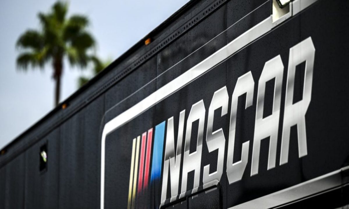 Confusion over NASCAR officiating in Cup Series' biggest ever crash