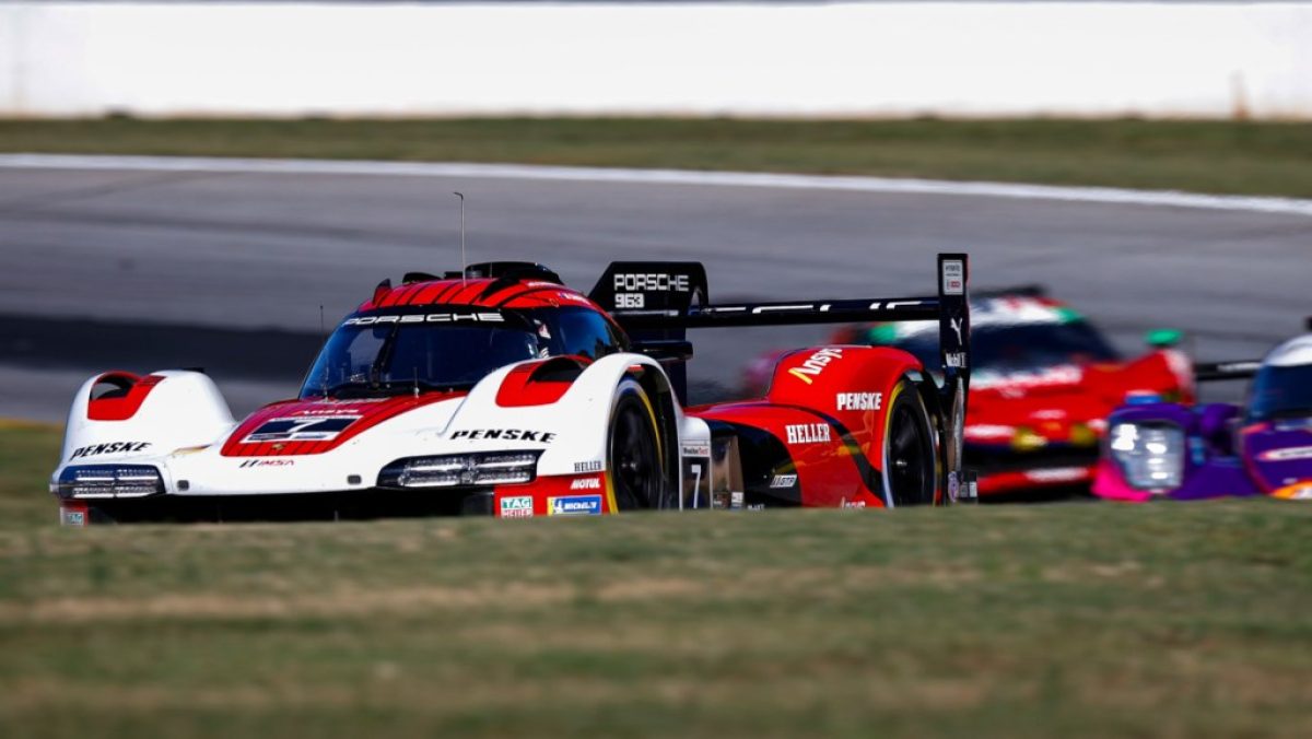 Porsche looking strong at Petit Le Mans's quarter distance