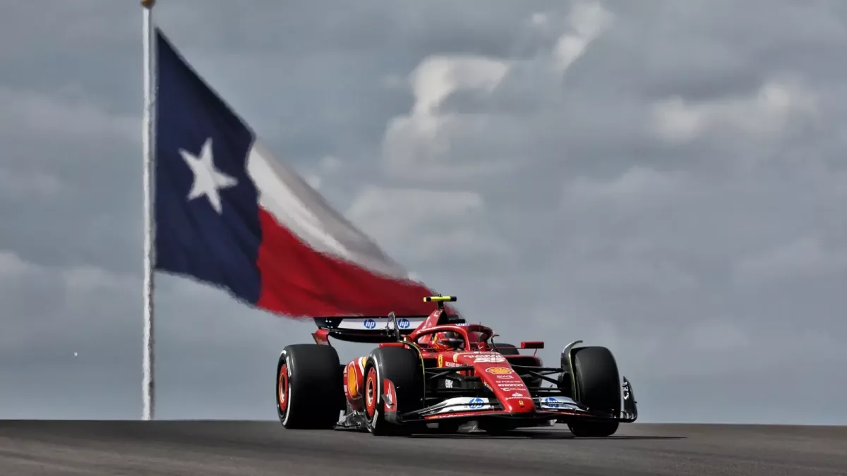 Sainz Revs Ferrari to Pole Position in Dominant US GP Practice Run