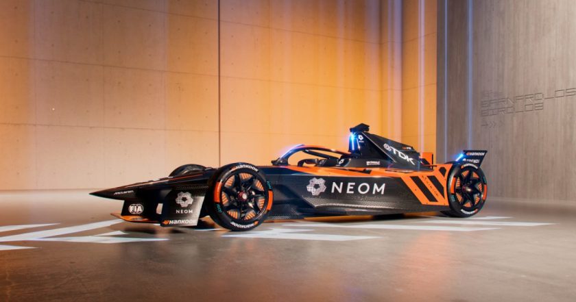 Revolutionary Reimagining: McLaren Unveils Bold New Livery in Pursuit of Iconic Memories