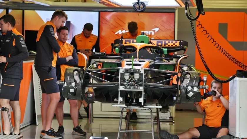 Revamped and Ready: McLaren Unveils Cutting-Edge F1 Floor in Mexico