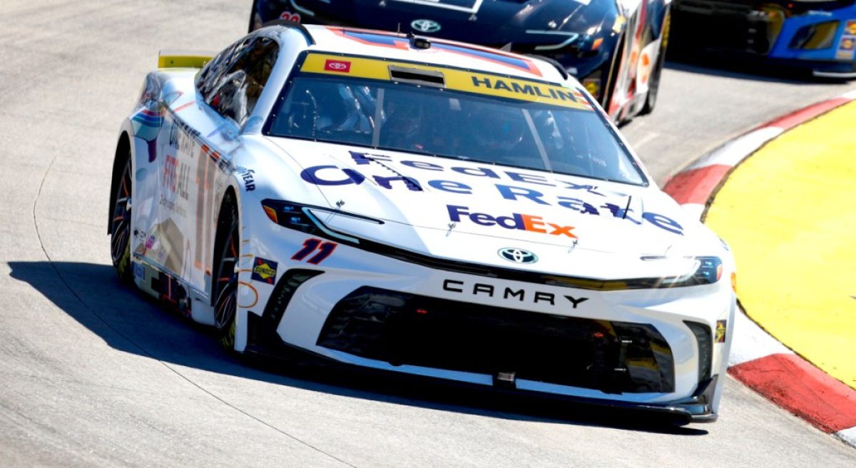 Practice crash puts Hamlin in 'must win' mindset at Martinsville