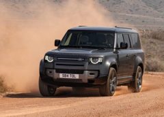 JLR announces Defender Dakar program