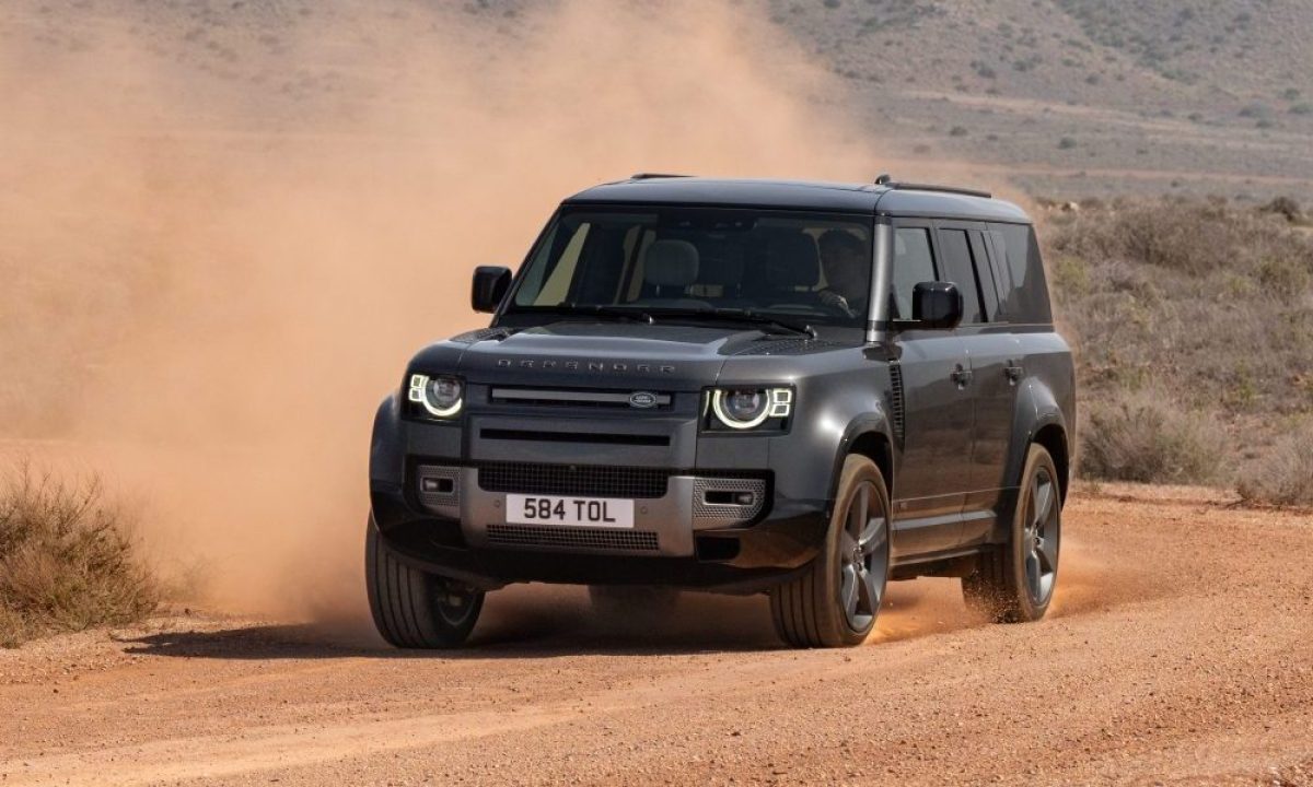 JLR announces Defender Dakar program