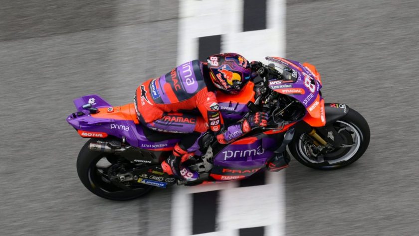 Jorge Martin Dominates MotoGP Malaysia Sprint, Seizes Match Point as Bagnaia Crashes