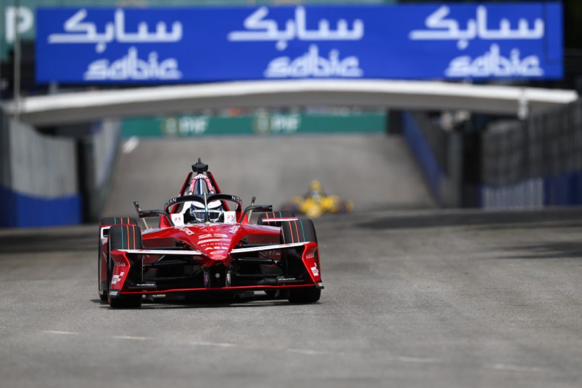 Rowland leads opening Sao Paulo E-Prix practice