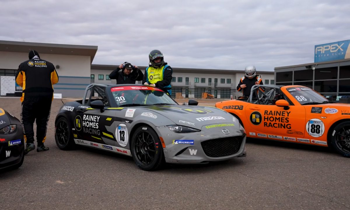 Largest ever Mazda Miata field spotlights Race 2 at Apex