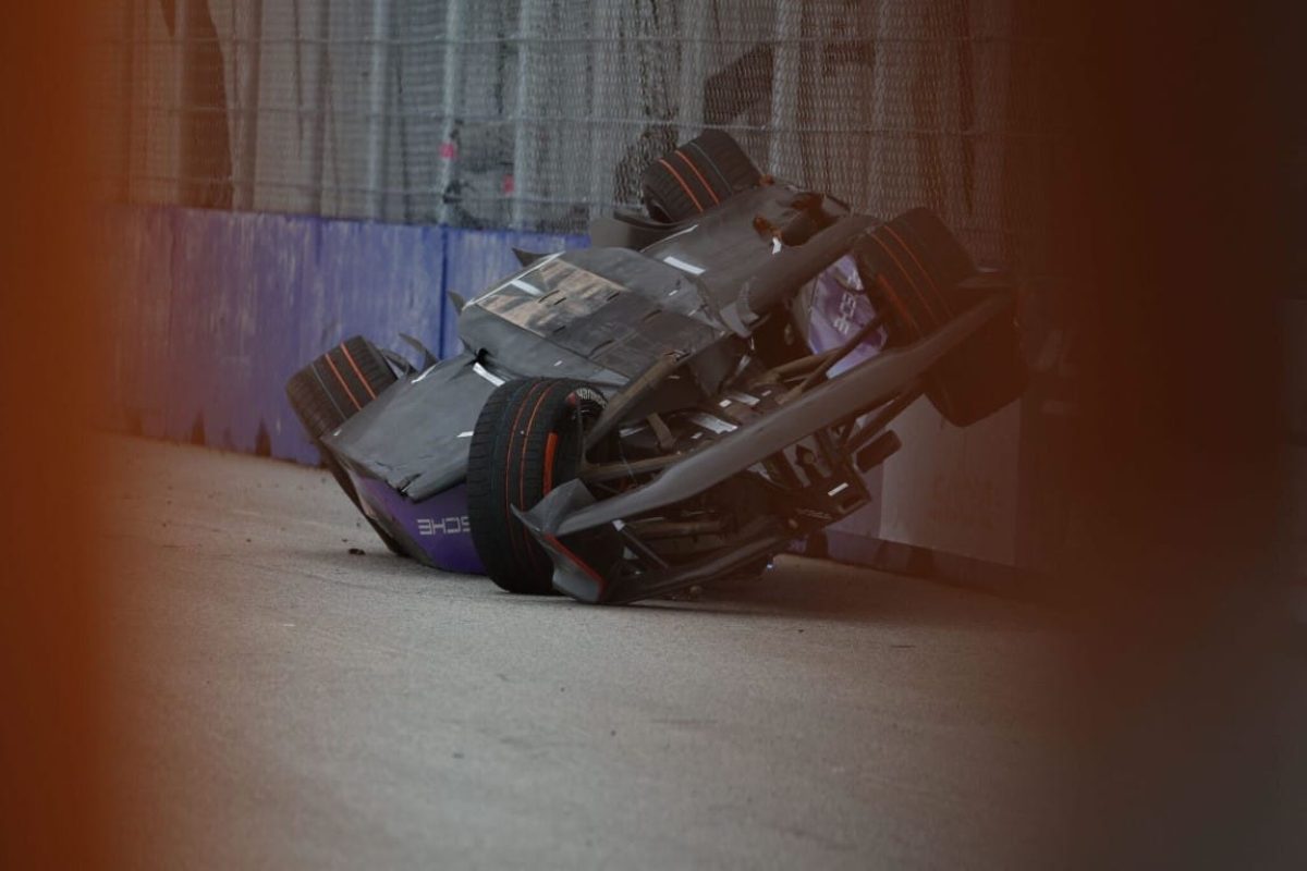 Upside-down crash, last-to-first winner - Formula E's mad opener