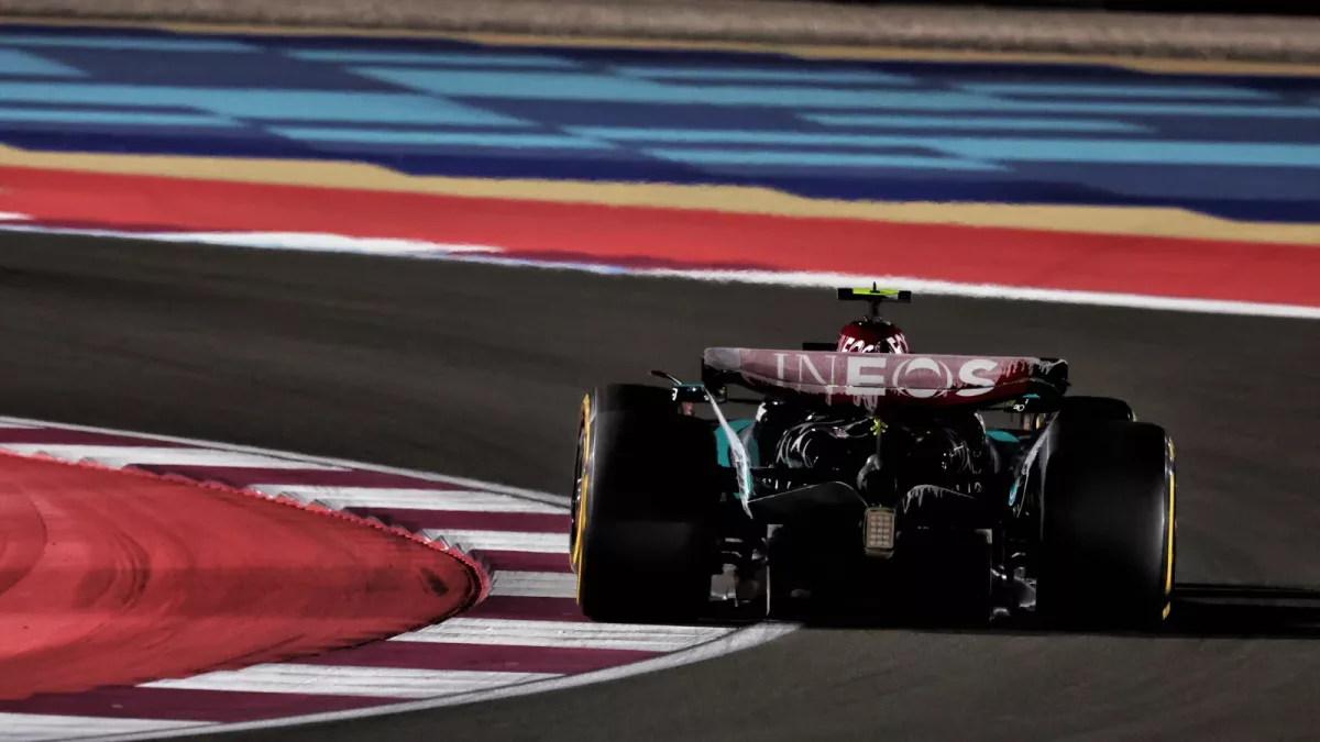 Lewis Hamilton suspects understeering Mercedes contributed to Qatar F1 puncture