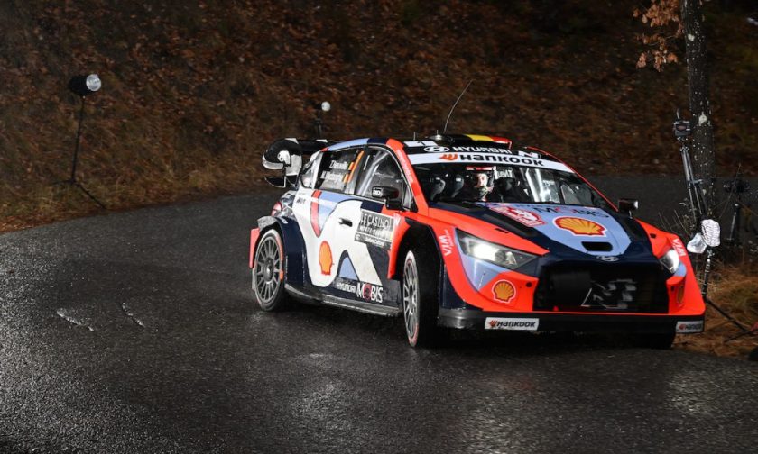 Ogier close call hands Neuville early WRC Monte Carlo Rally lead