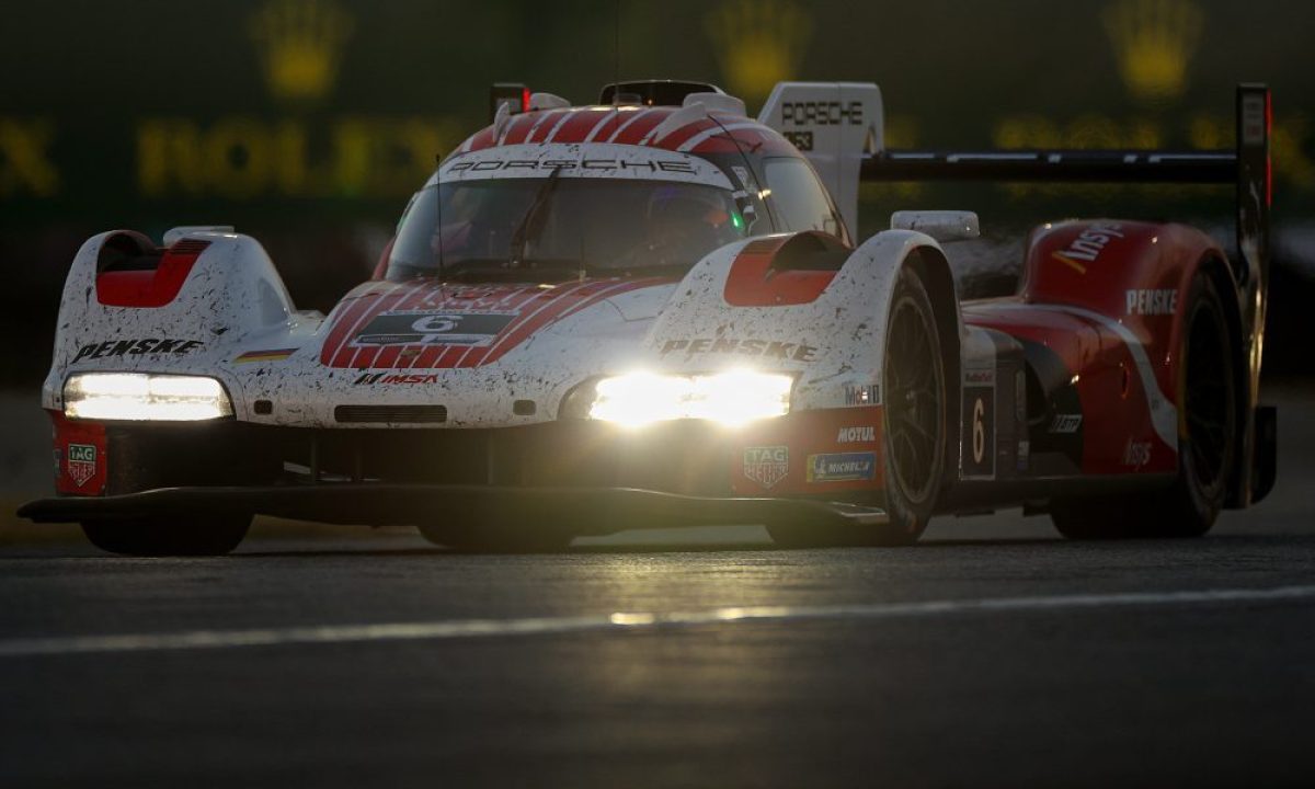 Rolex 24, Hour 14: Campbell vaults to the overall lead with Porsche