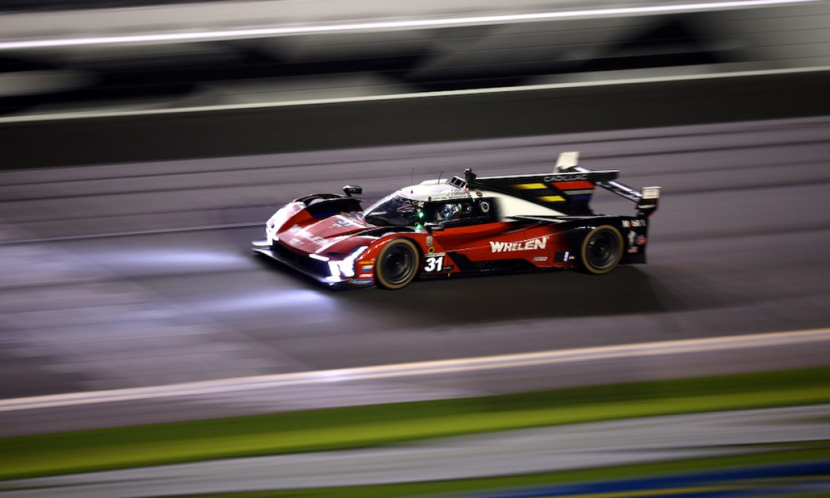 Rolex 24, Hour 11: Disaster strikes Whelen Cadillac