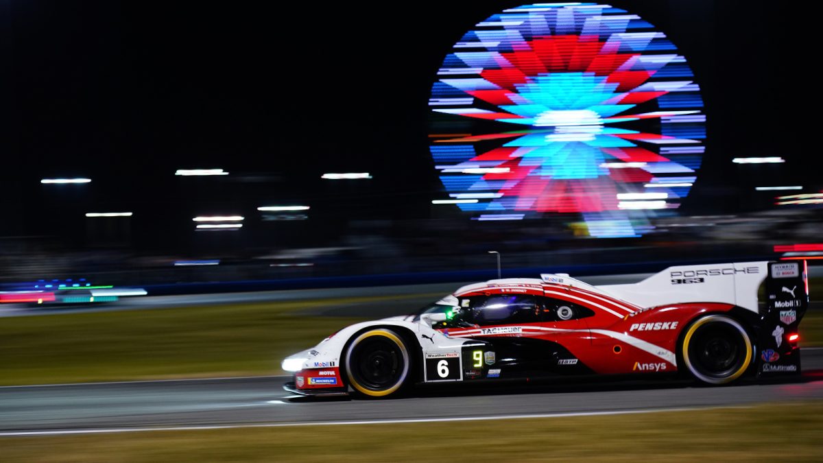 Porsche continues to lead overnight with eight hours remaining in Daytona 24