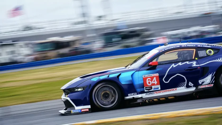 Mike Rockenfeller heads Ford front-row knockout in Daytona qualifying