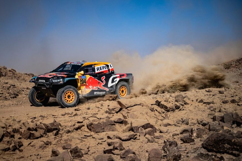 Quintero claims Dakar Stage 1 win after time credit for helping crashed Sanz