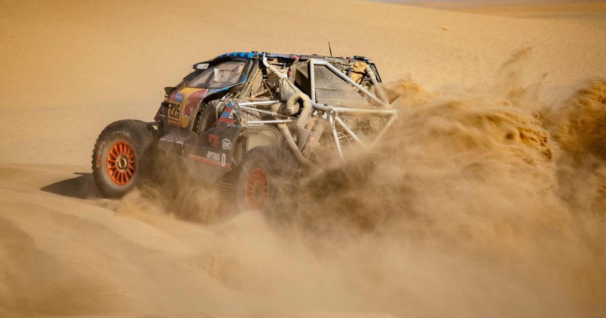 Sainz forced to abandon Dakar Rally after FIA intervention