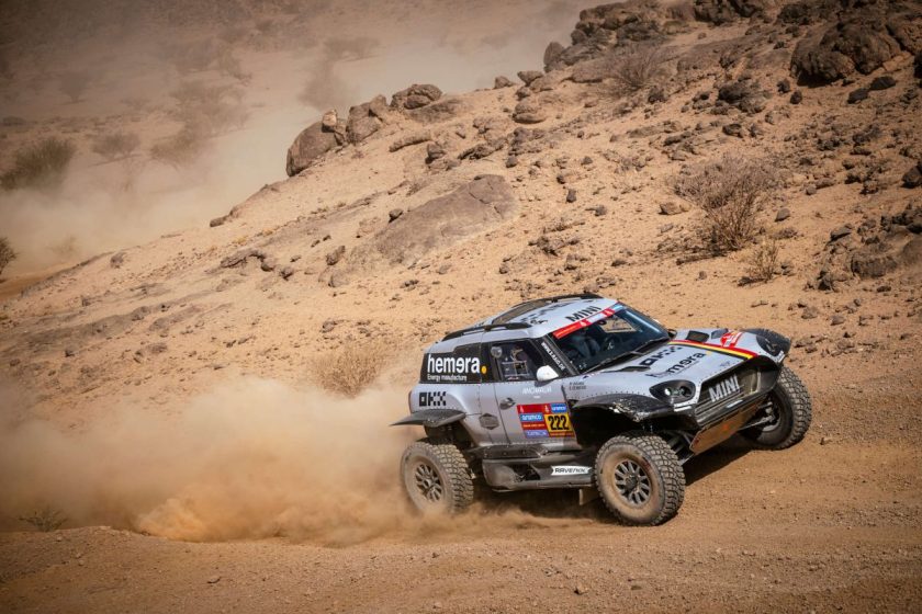 Mini 1–2 breaks Toyota’s Dakar stranglehold