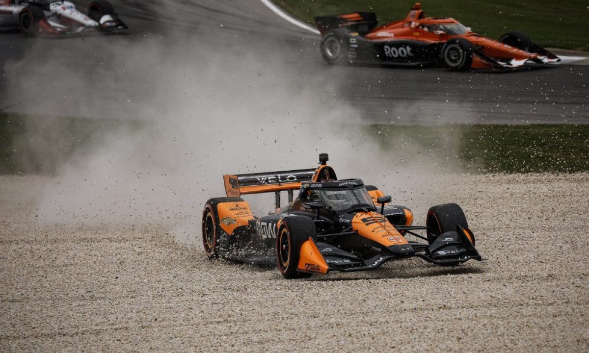 IndyCar local yellow flags to appear in cockpits