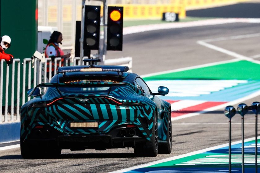 Safety Car brought out at F1 testing after SHOCK red flag